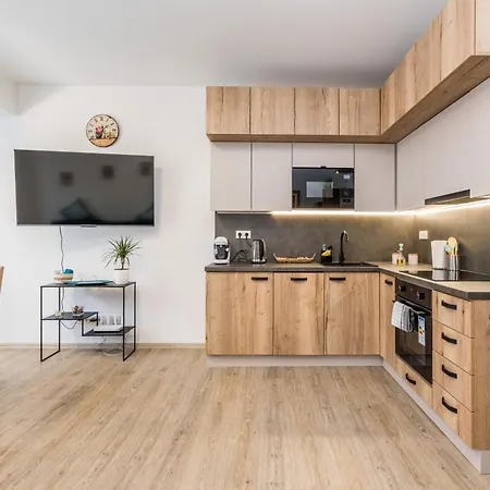 Apartamento Perla Hradce 102 *