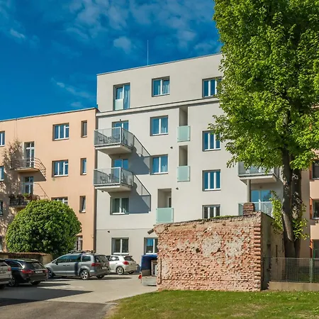 Perla Hradce 102 Apartamento *